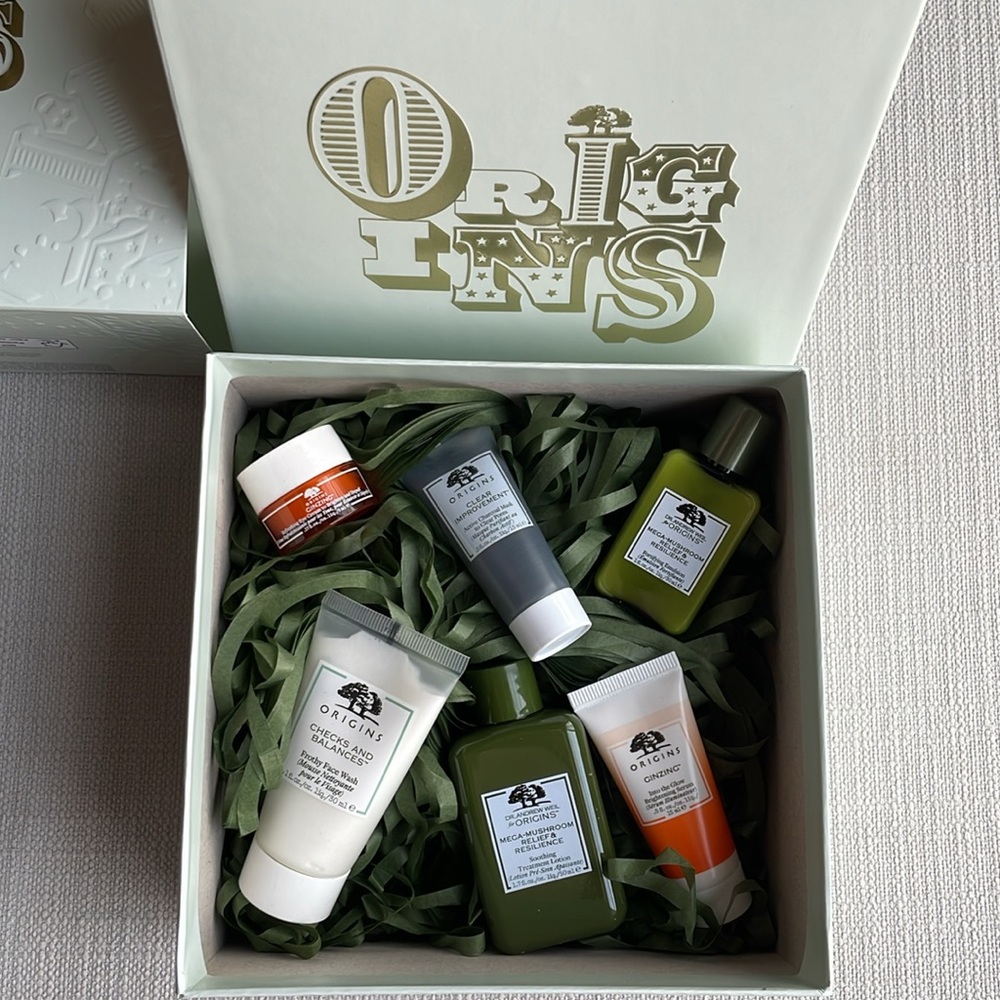 Origins fantastic favorites skincare essentials set with Box